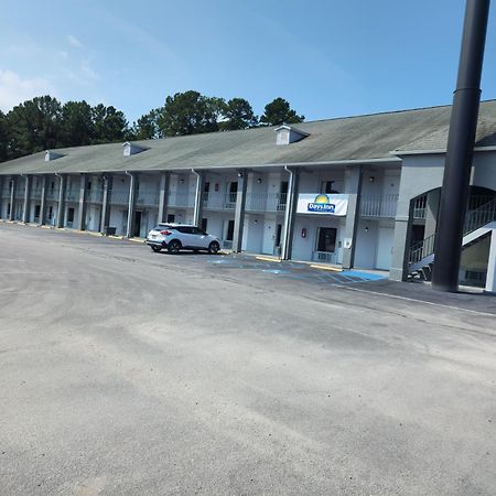 Days Inn By Wyndham Hardeeville Near Hilton Head Bagian luar foto