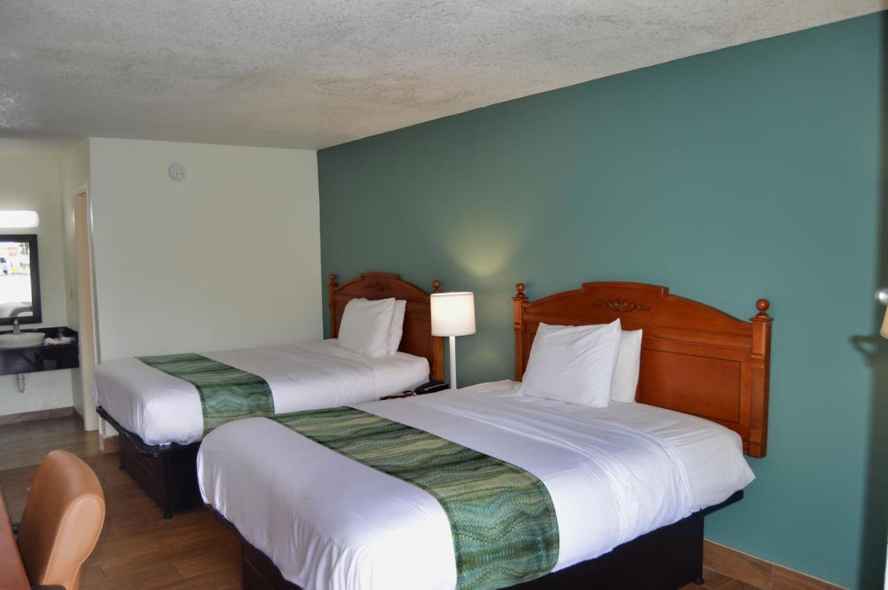 Days Inn By Wyndham Hardeeville Near Hilton Head Bagian luar foto