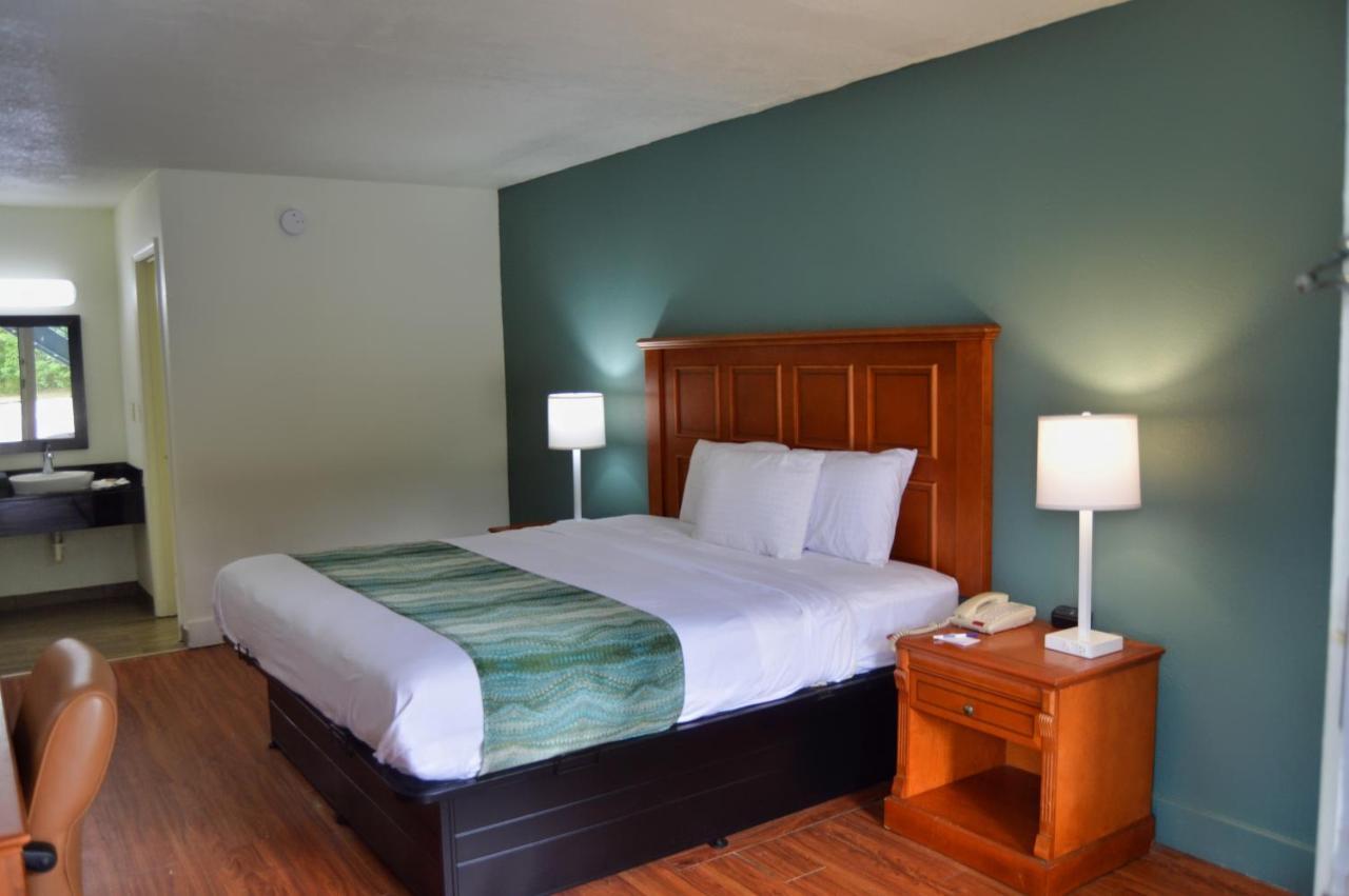 Days Inn By Wyndham Hardeeville Near Hilton Head Bagian luar foto