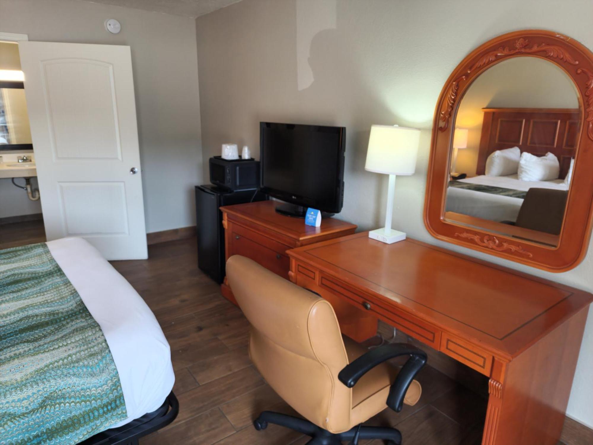 Days Inn By Wyndham Hardeeville Near Hilton Head Bagian luar foto