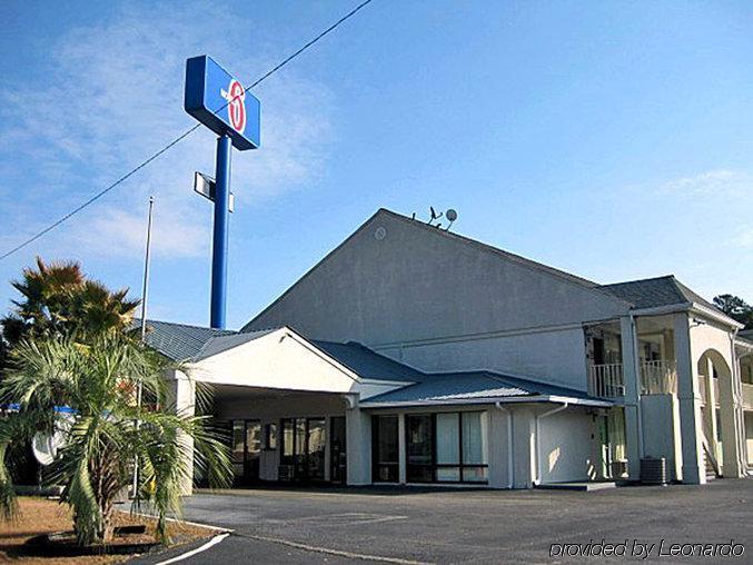 Days Inn By Wyndham Hardeeville Near Hilton Head Bagian luar foto