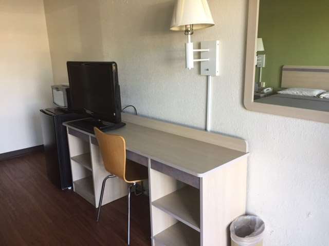 Days Inn By Wyndham Hardeeville Near Hilton Head Ruang foto